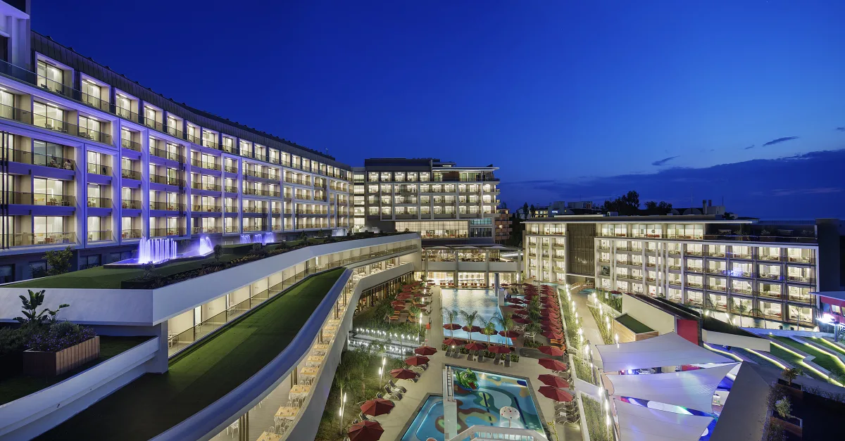 The Sense De Luxe Hotel