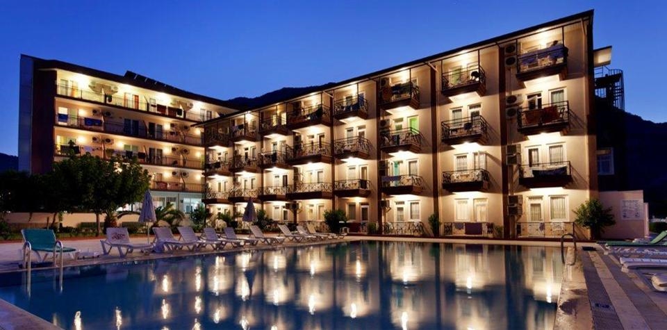 	Limoncello Garden Hotel