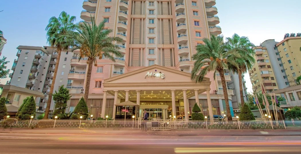 Adonis Hotel