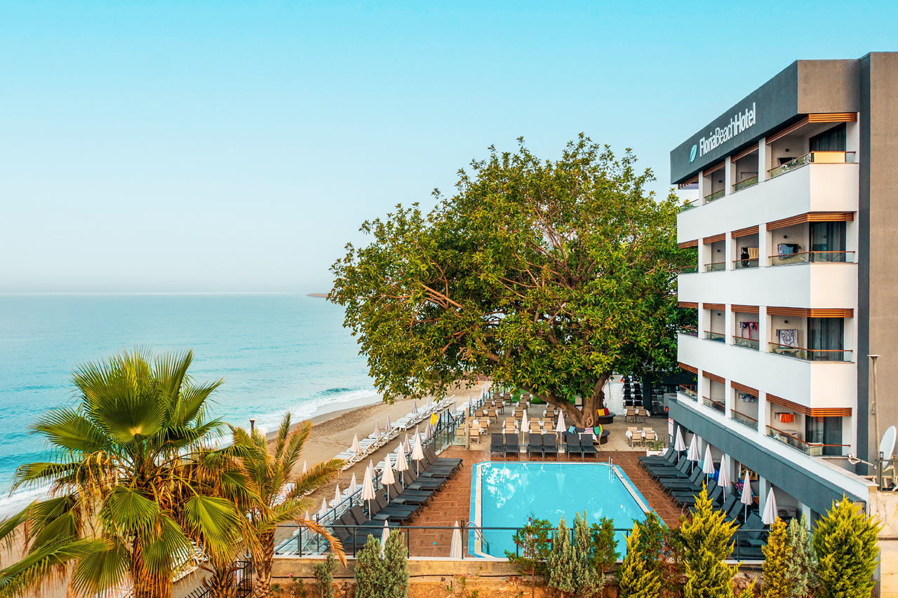 	Floria Beach Hotel