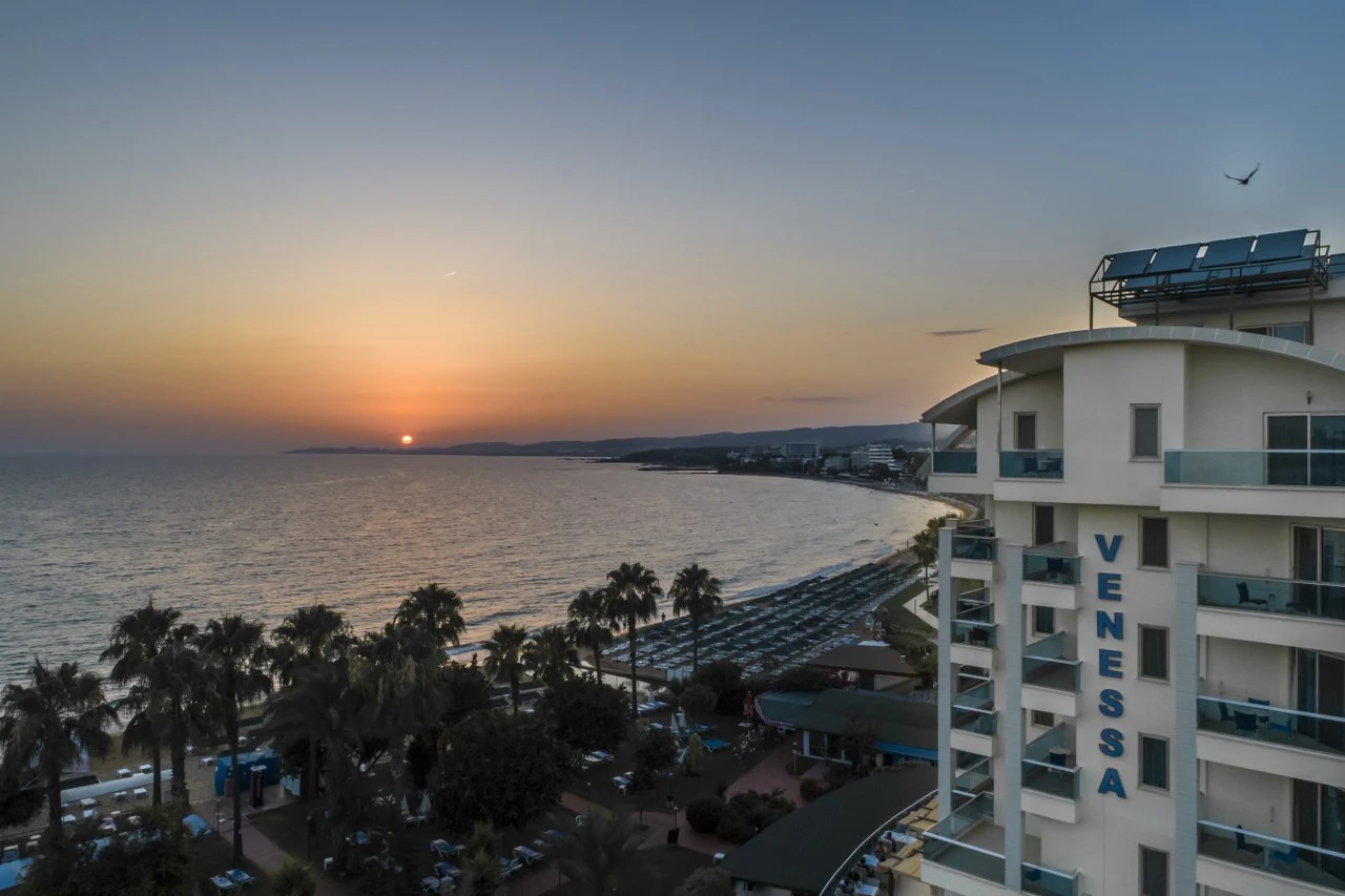 	Venessa Beach Hotel
