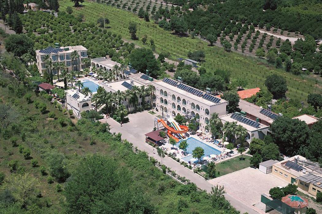 	Golden Sun Hotel
