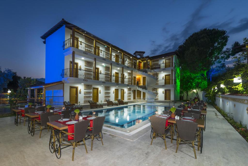 	Amore Hotel