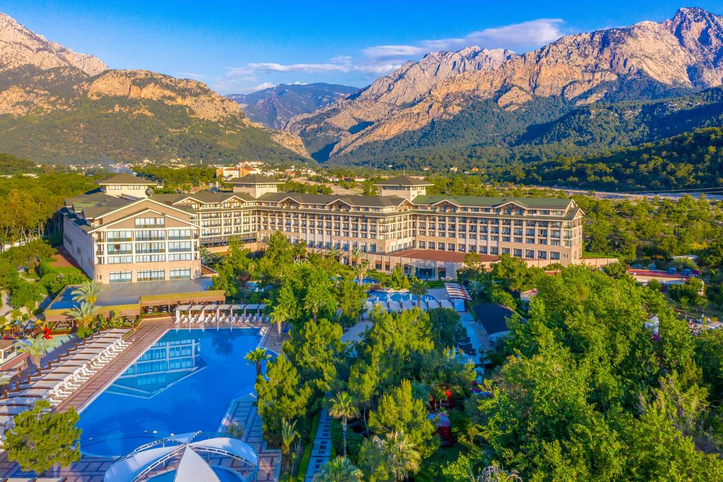 	Amara Luxury Resort & Villas