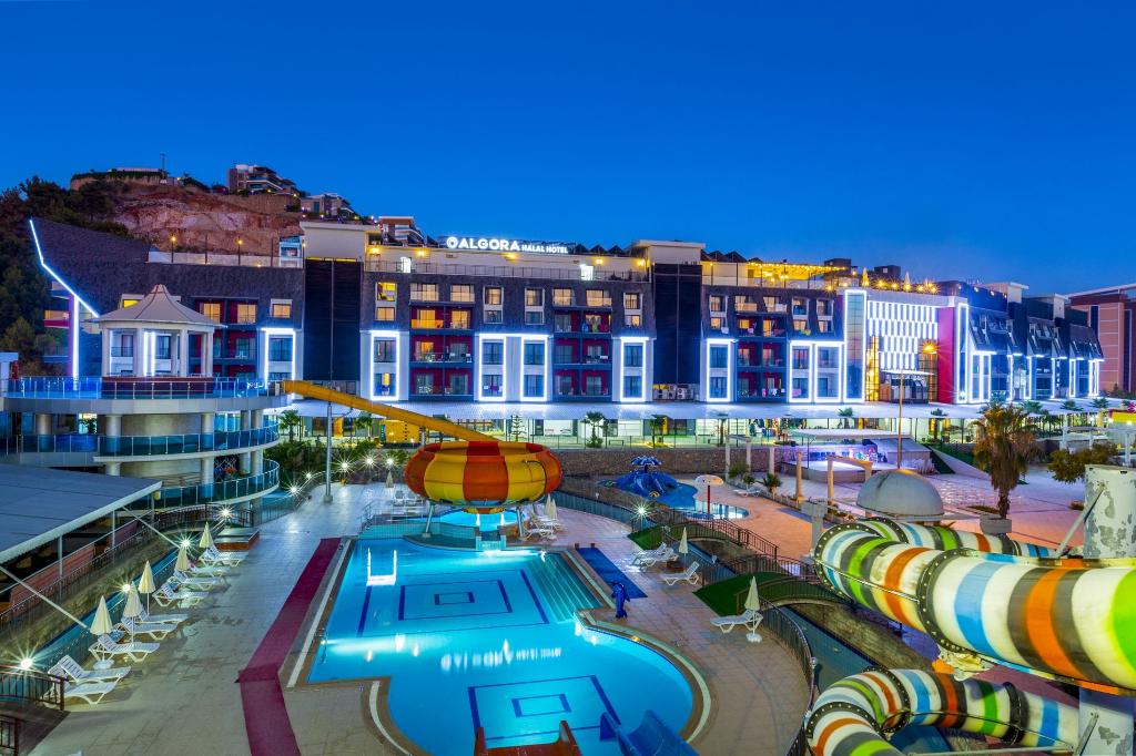 	Algora Halal Hotel & Spa Hotel