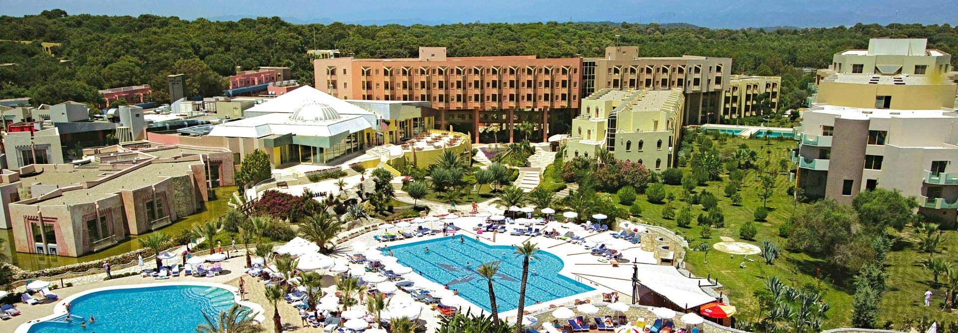 Blue Waters Club Hotel