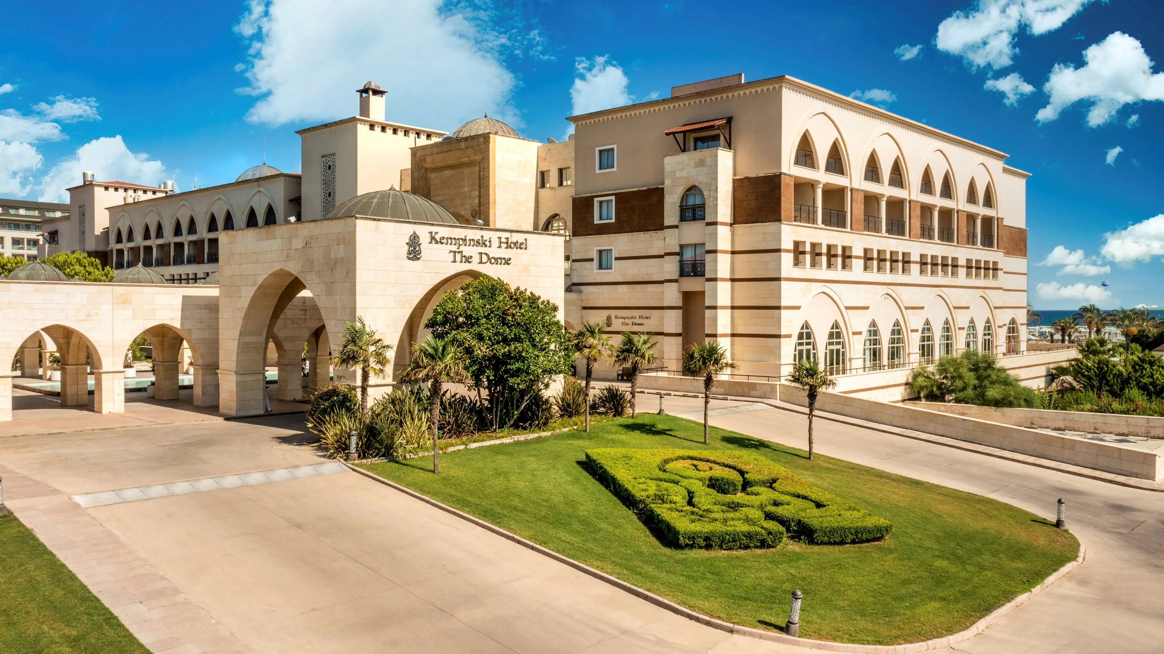 	Kempinski Hotel The Dome