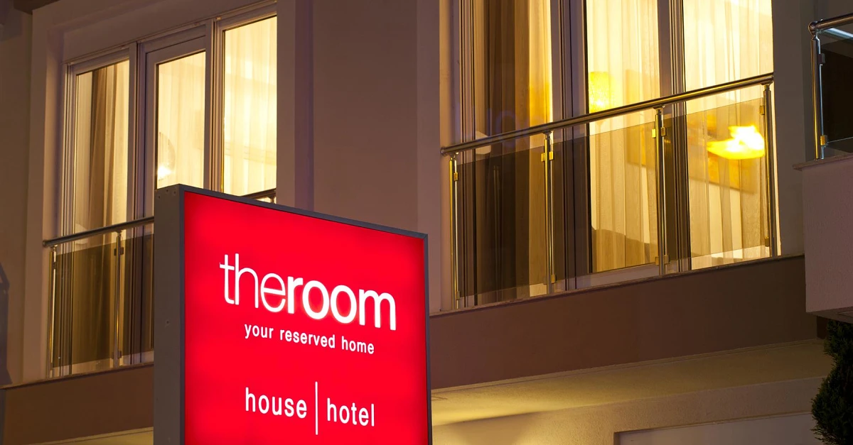 The Room Hotel Apartments
