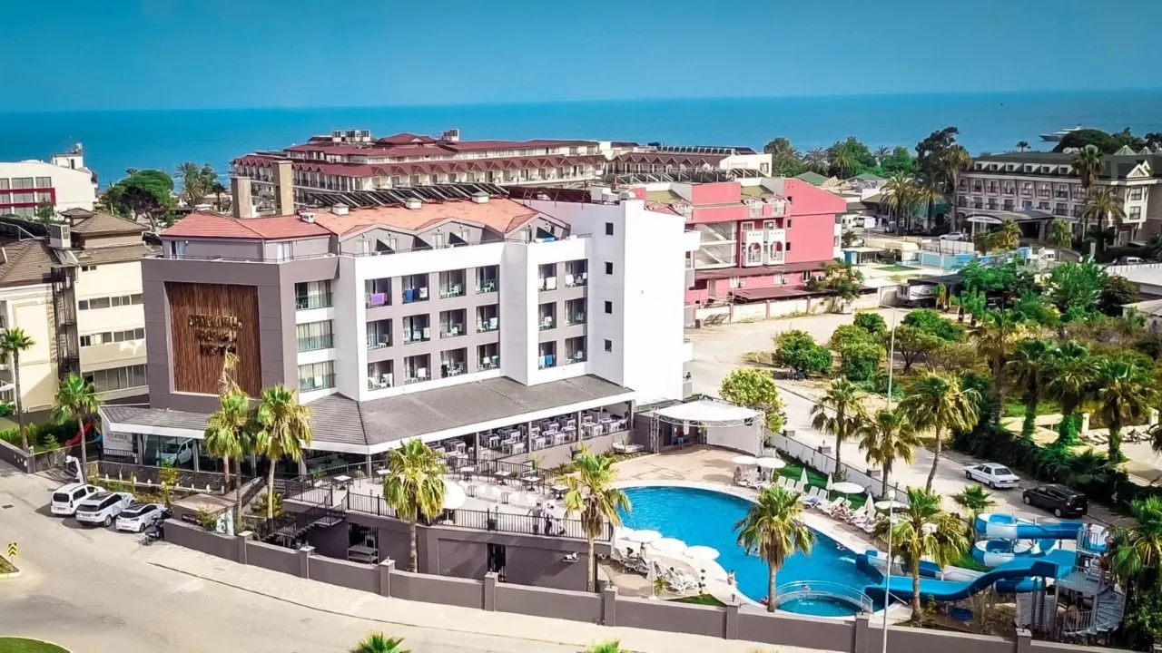 	Istanbul Beach Hotel