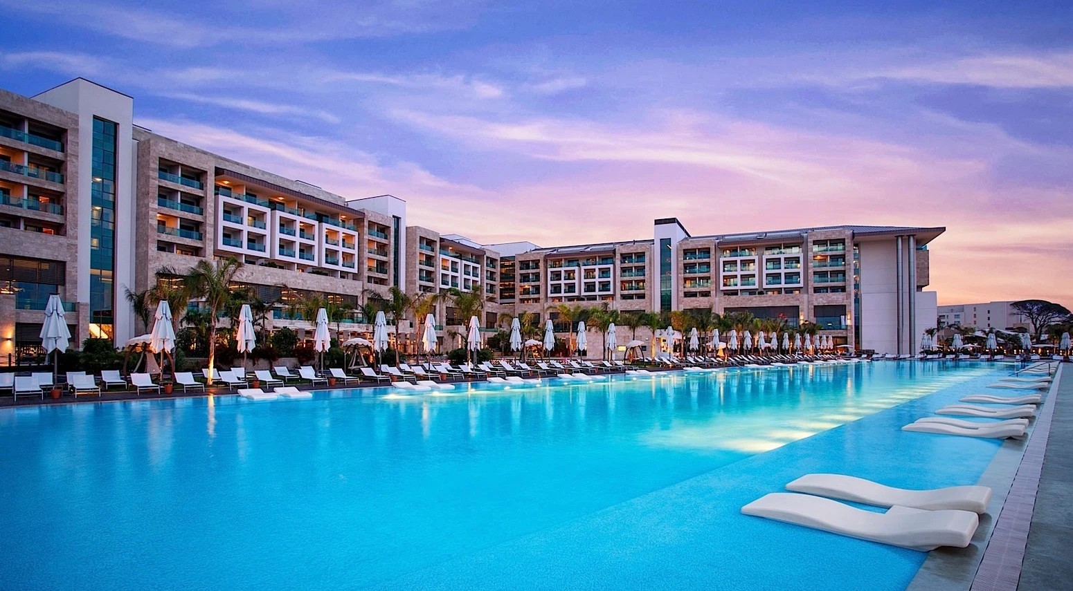 Regnum Carya Hotel