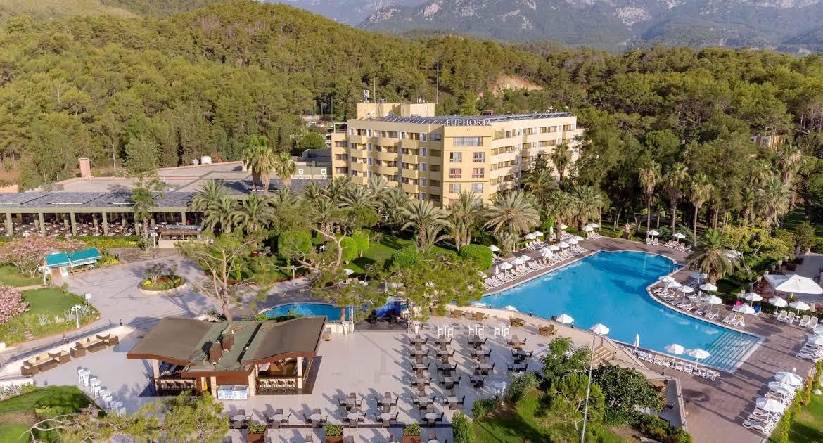 	Euphoria Hotel